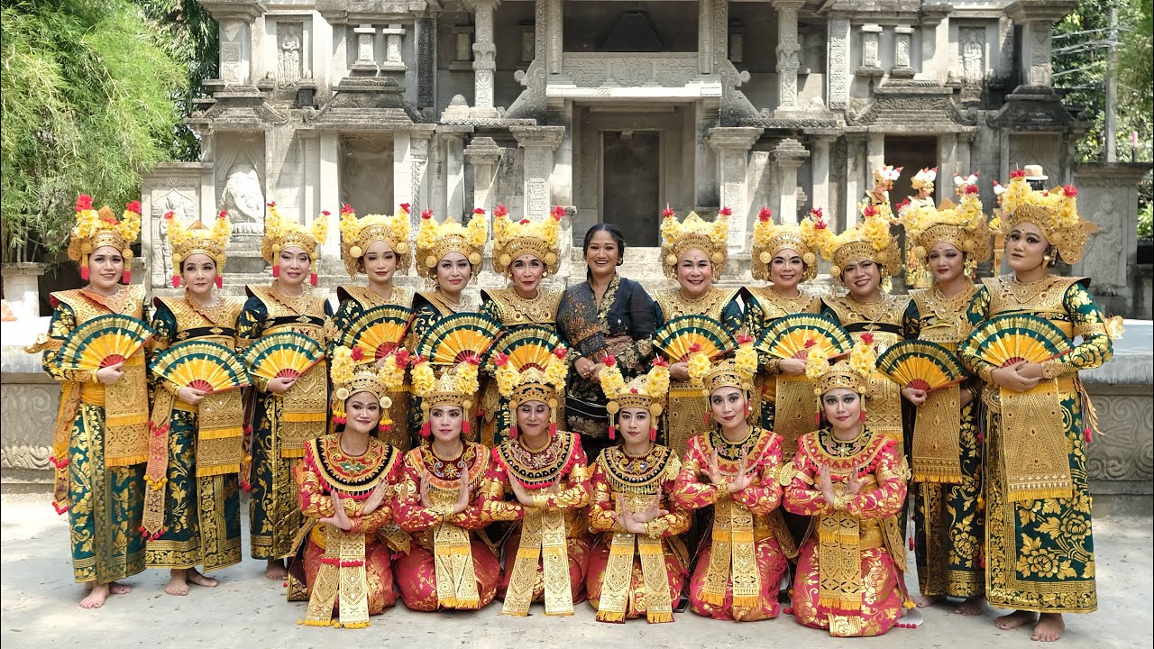 Legong Lasem Peliatan  in family day lestari ayu bulan 8 september 2024 at puspo budoyo