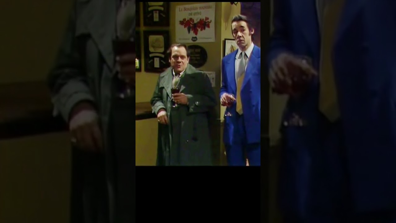 Del Boy falls though the bar 