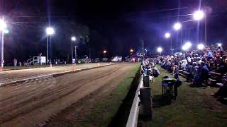 Poplar bluff tractor pull