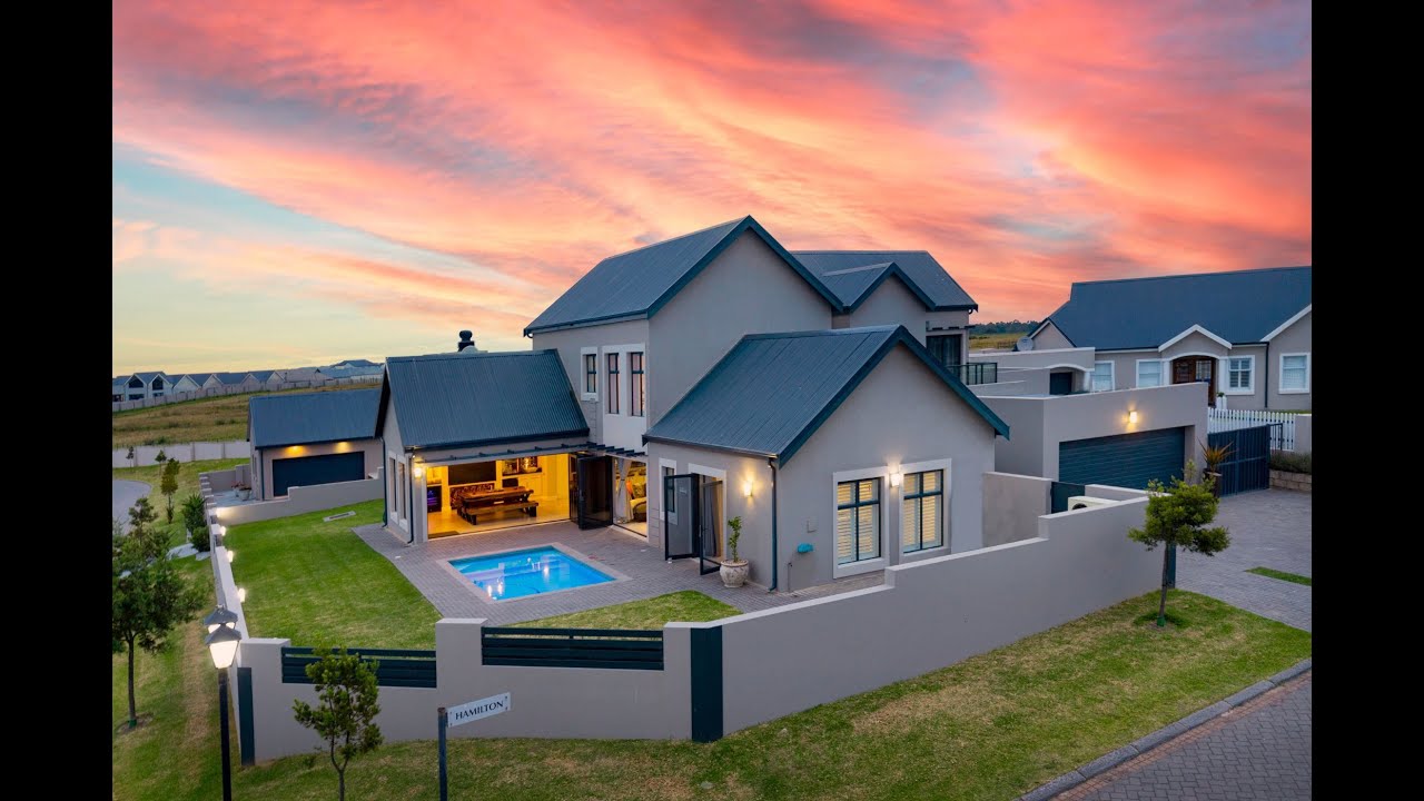 5 bedroom house for sale in Kingswood Golf Estate Pam