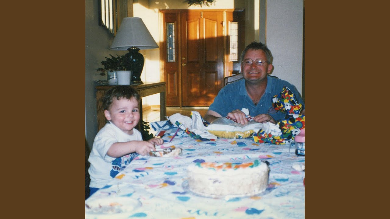 Sunshine adlı videoyu YouTube'da izle Sunshine adlı videoyu YouTube'da izle