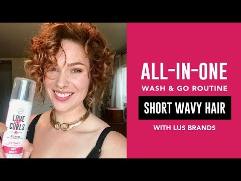 short-&-wavy-hairstyle-with-one-product!