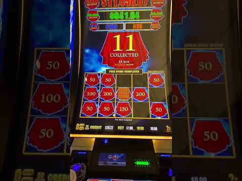 Pelaa Lightning Storm -kasinopelejä verkossa suoraan suomalaisesta casinosta