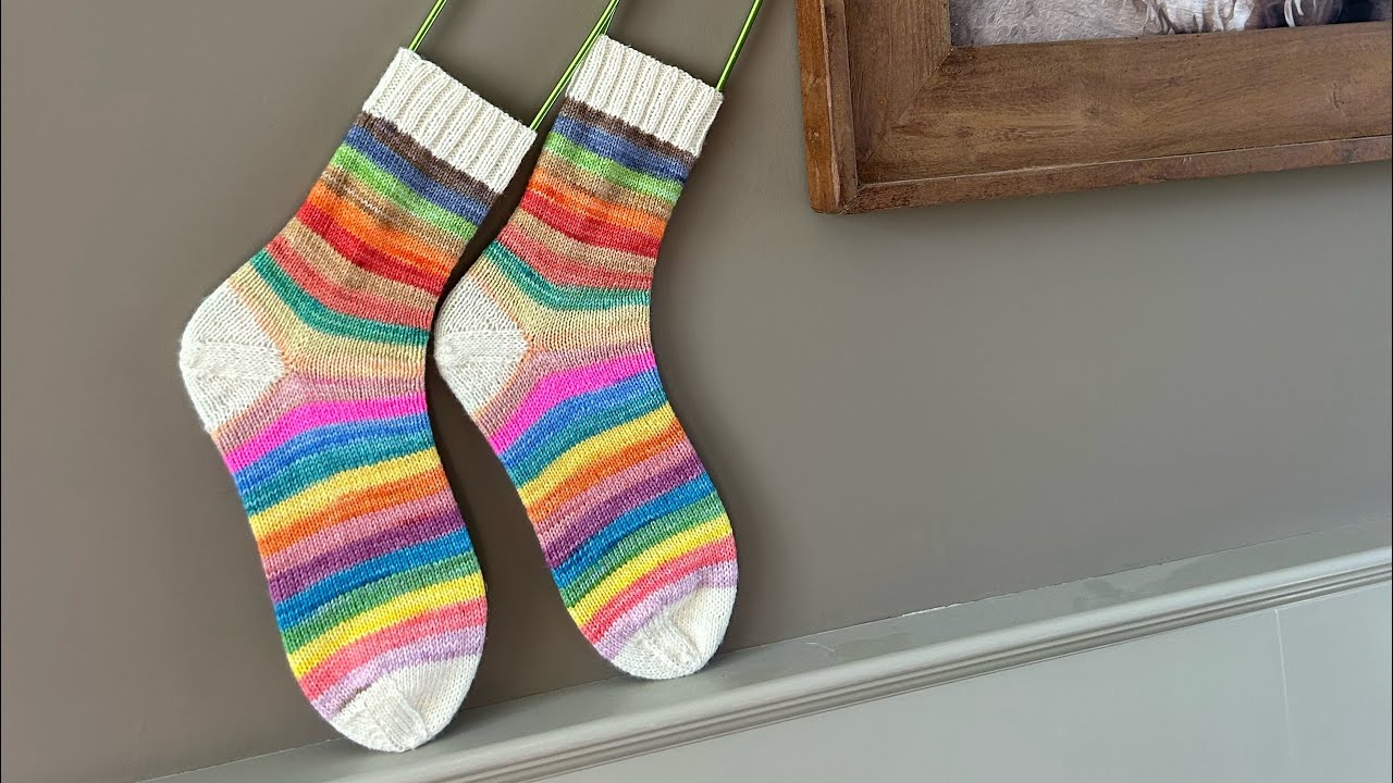 Weekvlog 22, 14  januari 2026. Twee paar sokken klaar, en ik ga een fijne blauwe periode in 🤣