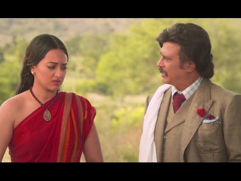 Sonakshi Sinha's Best Scene | Bollywood Movie | Lingaa - YouTube
