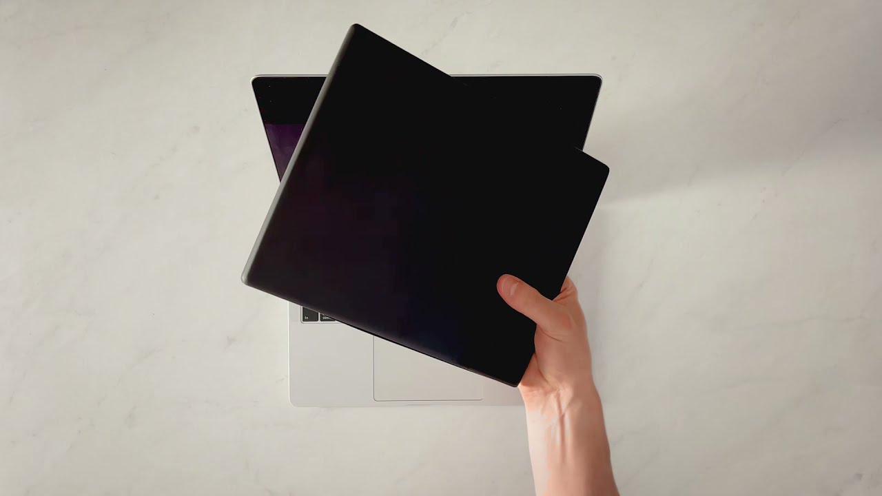 VIZOR Laptop Sun Shade Get Outside, Beat the Sun and Work Anywhere