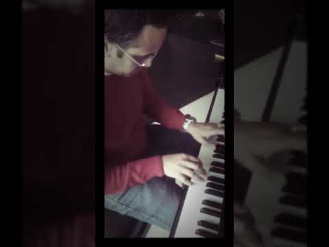 عمرو دياب خليك معايا عزف بيانو 1