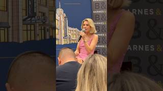 SwiftiesForEternity The Story Of Us book launch! 🎉💕Yay Olivia! #swifties