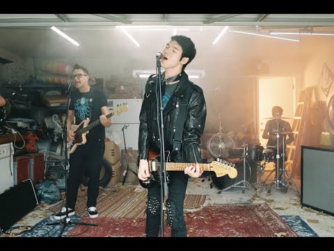 Goody Grace - New Song “Scumbag” Ft. blink-182 