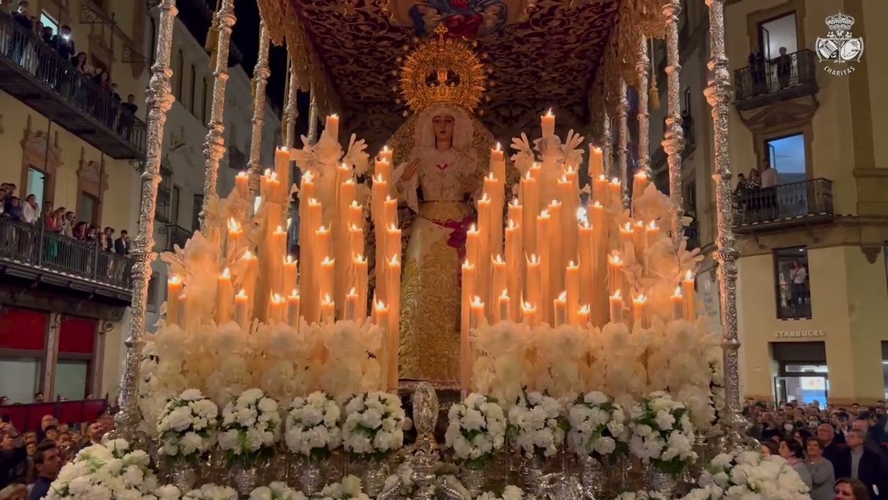 Virgen de la Caridad en su Soledad en la Avenida de la Constitución | Miércoles Santo 2022