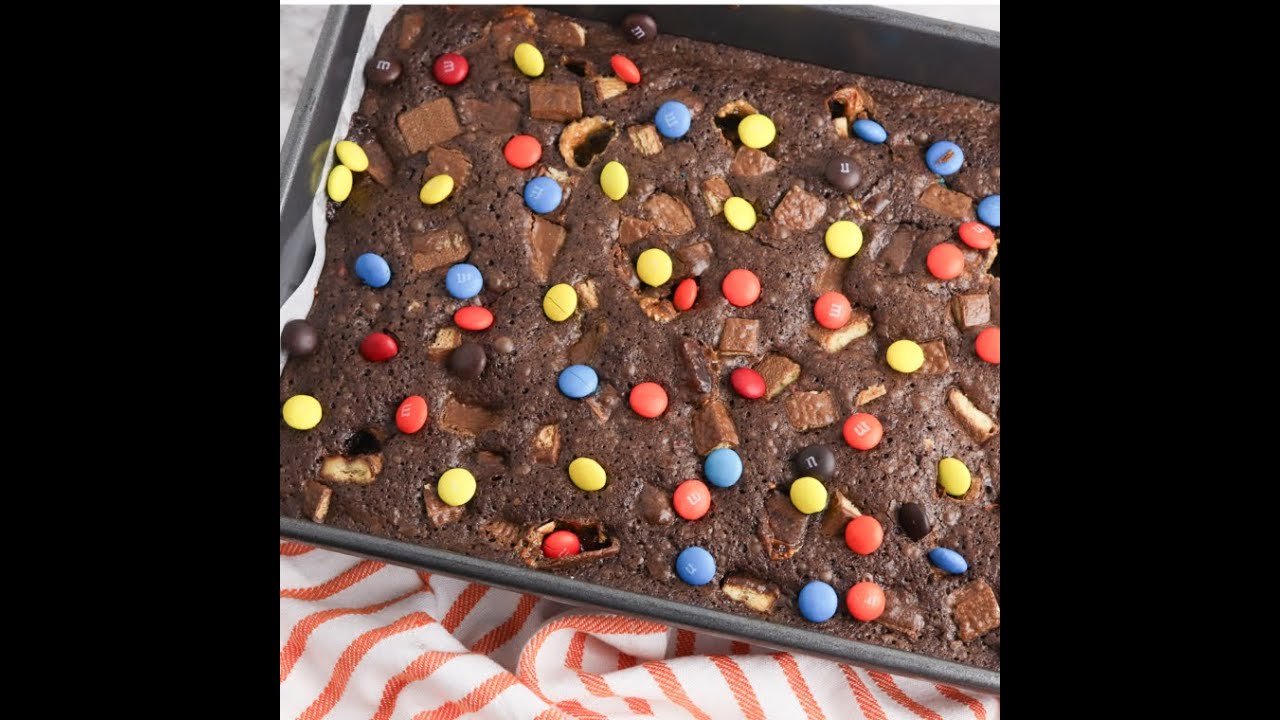 Easy Leftover Halloween Candy Brownies