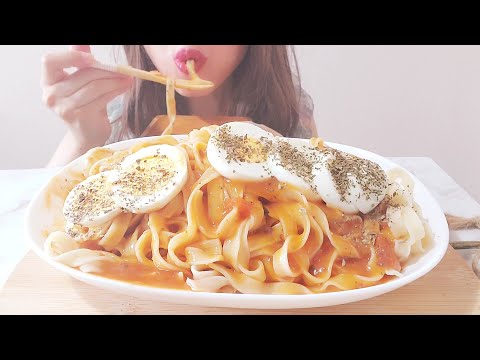 ASMR 咀嚼音|濃厚トマトフィットチーネ🍝2人前食べてみた/Japanese creamy tomato spaghetti/मलाईदार टमाटर स्पेगेटी/크림 토마토 스파게티