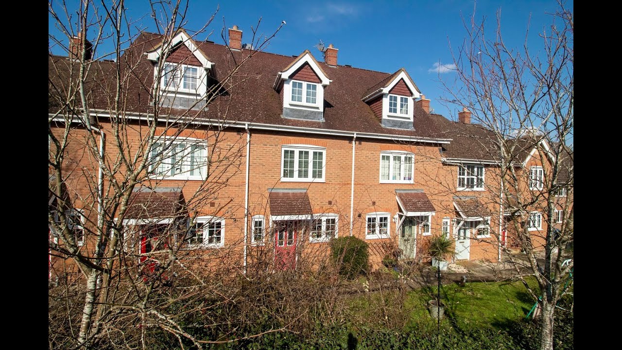 A Three Bedroom Property For Sale in Fleet YouTube