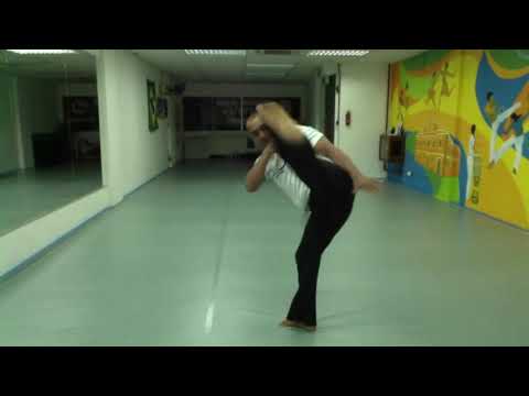 Virtual Capoeira Class with Contramestre Tucum (Aula Capoeira May 27 2020)