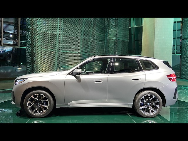 2025 BMW X3 20 xDrive G45 in Frozen Pure Grey metallic - YouTube