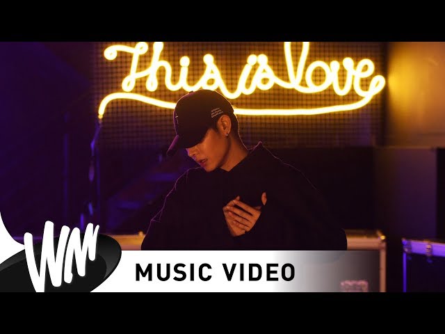 นี่แหละความรัก (This is Love) - เป๊ก ผลิตโชค [Official MV] class=