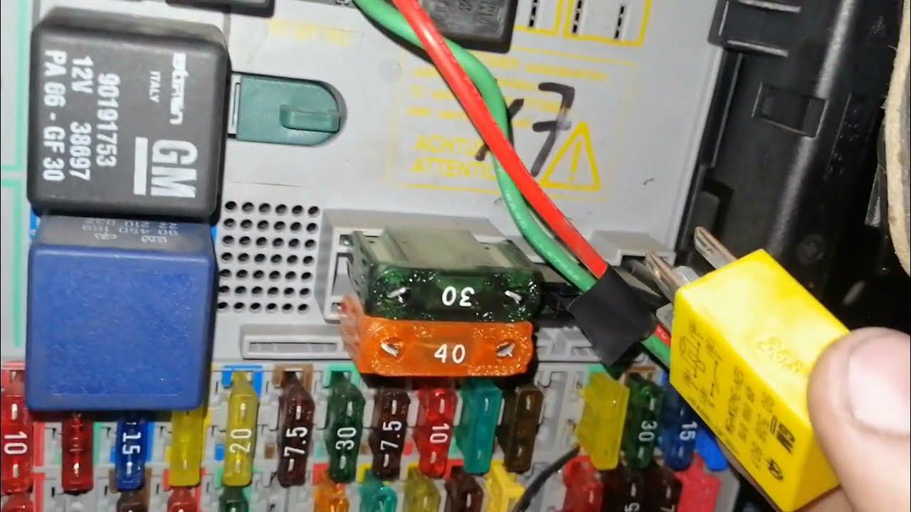 Как понять что реле сгорело. Загорелось реле. Как понять что реле сгорело. Реле поворотов ваз 21099. Реле ближнего света 2114.