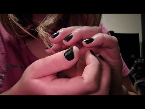 ASMR lofi Finger Fluttering, Skin Rubbing, Close-up Hand Movements, Mouth Sounds
