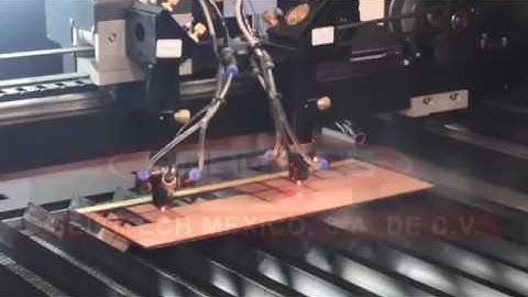 Corte con CNC Laser STM-L1390T
