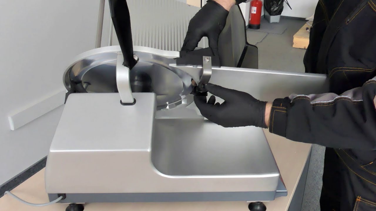 Krajalnica automatyczna do wędlin i sera - GSP HD. Ostrzenie