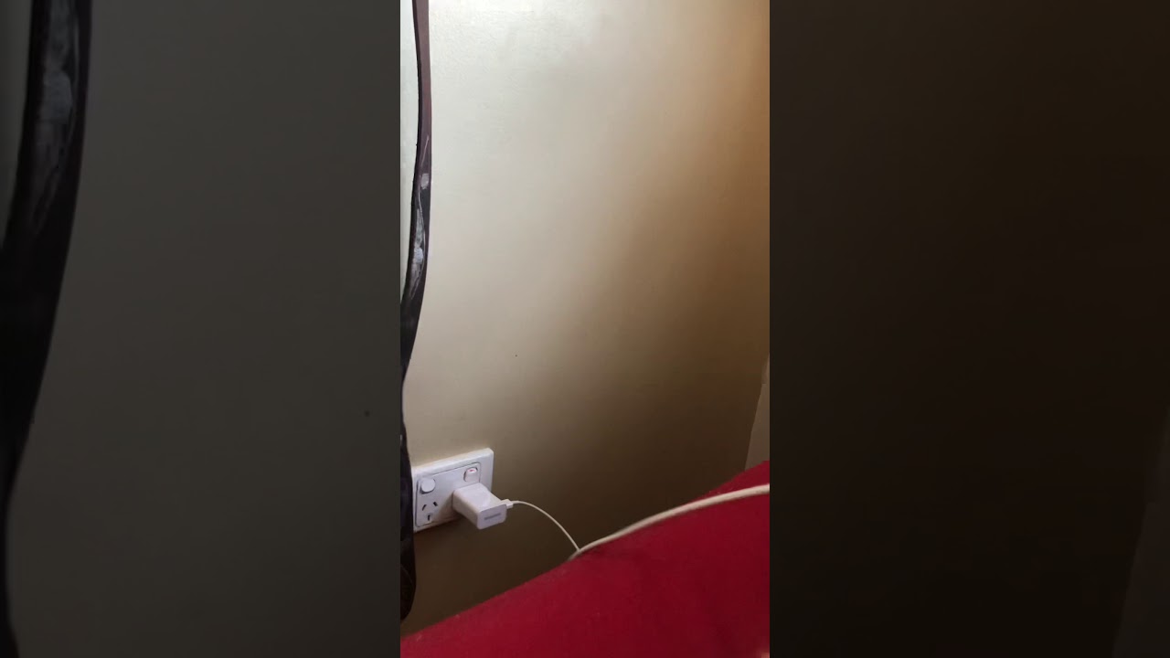 How to charge AirPods - YouTube