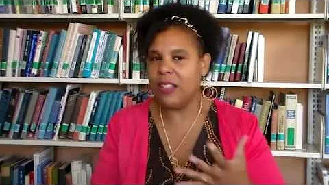 Avis Gray, Playwright - Hollins Playwriting MFA Pr...