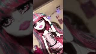 Scaris Rochelle Goyle