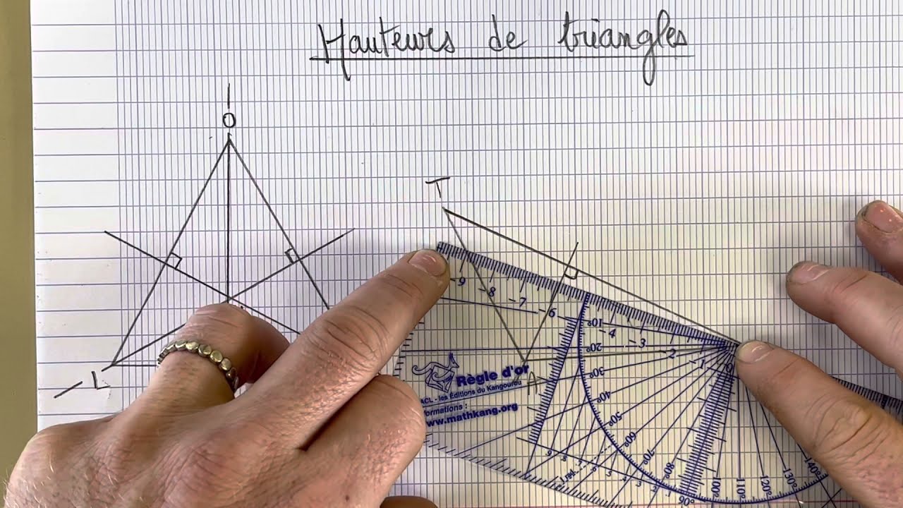 5 - hauteurs dans un triangle - cas simple - cas des hauteurs sortantes.