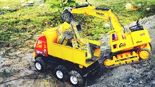 รถของเล่นก่อสร้าง ตะลุยทำถนนบนกองทราย Construction vehicles toys #dumptruck #excavator #wheelloader