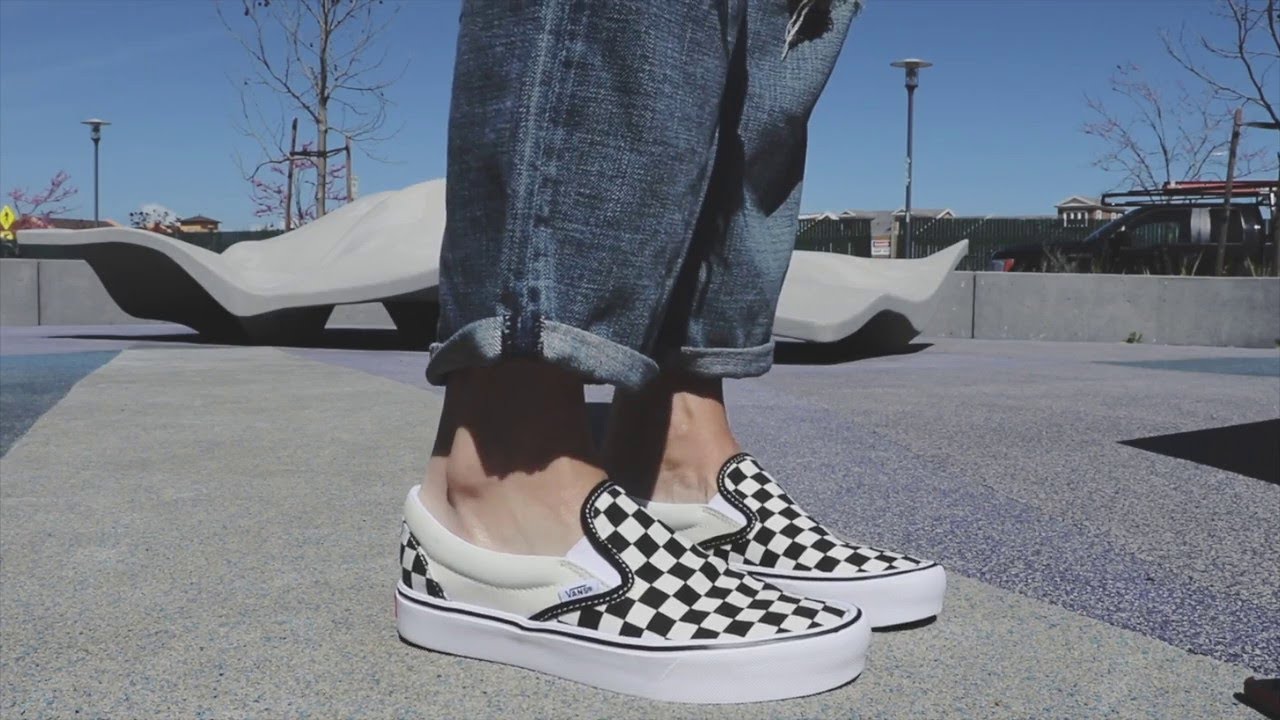 Vans Classic "Checkerboard" Slip-On 