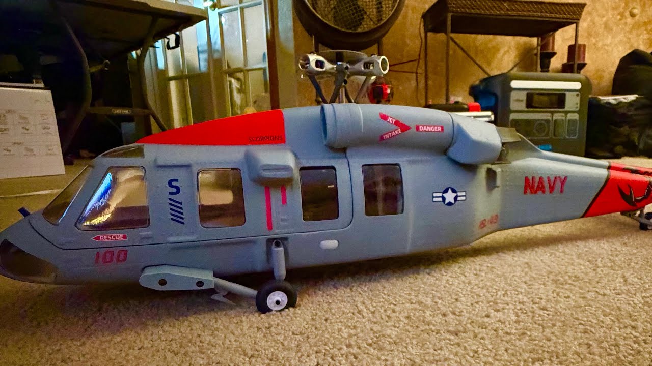 Flywing MH-60R Unboxing.