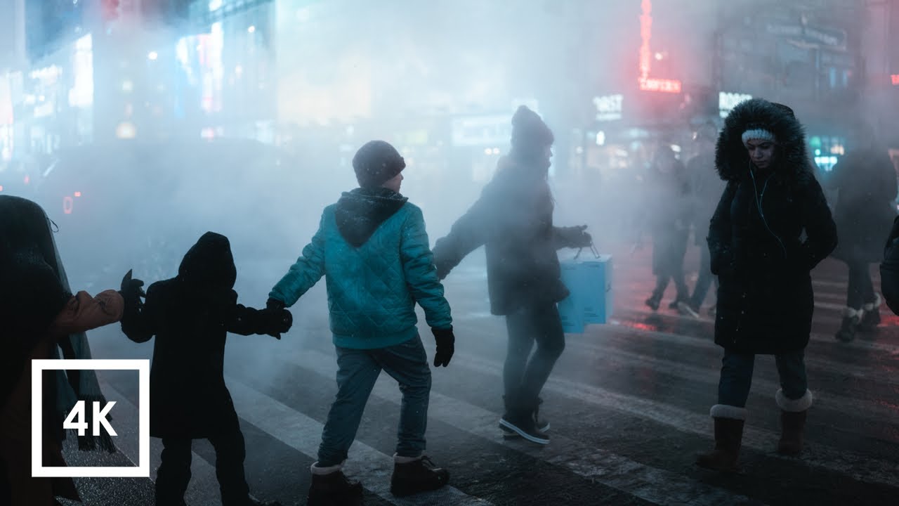 Snowfall in New York City Walk, Binaural City Sounds 4k (Broadway, Times Square, 7th Avenue)