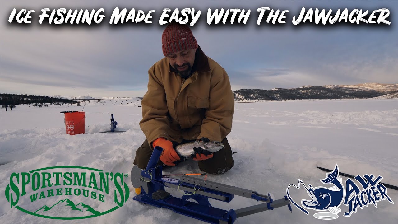 Setting up the jaw jacker for ice fishing 🎣 Have you used a Jaw Jack