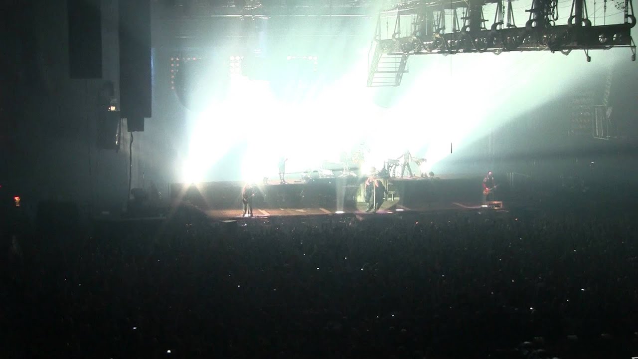 Rammstein - Links 2 3 4 (Made In Germany tour, Slovakia) - YouTube