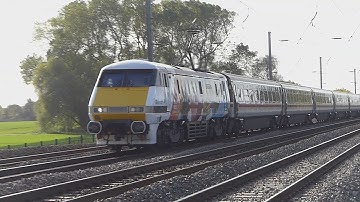 LNER 225 passes Copmanthorpe (28/10/25)