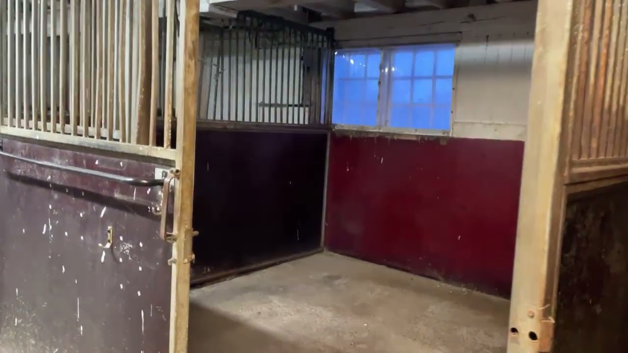 Hästboxar Jaba, Skjutdörrar