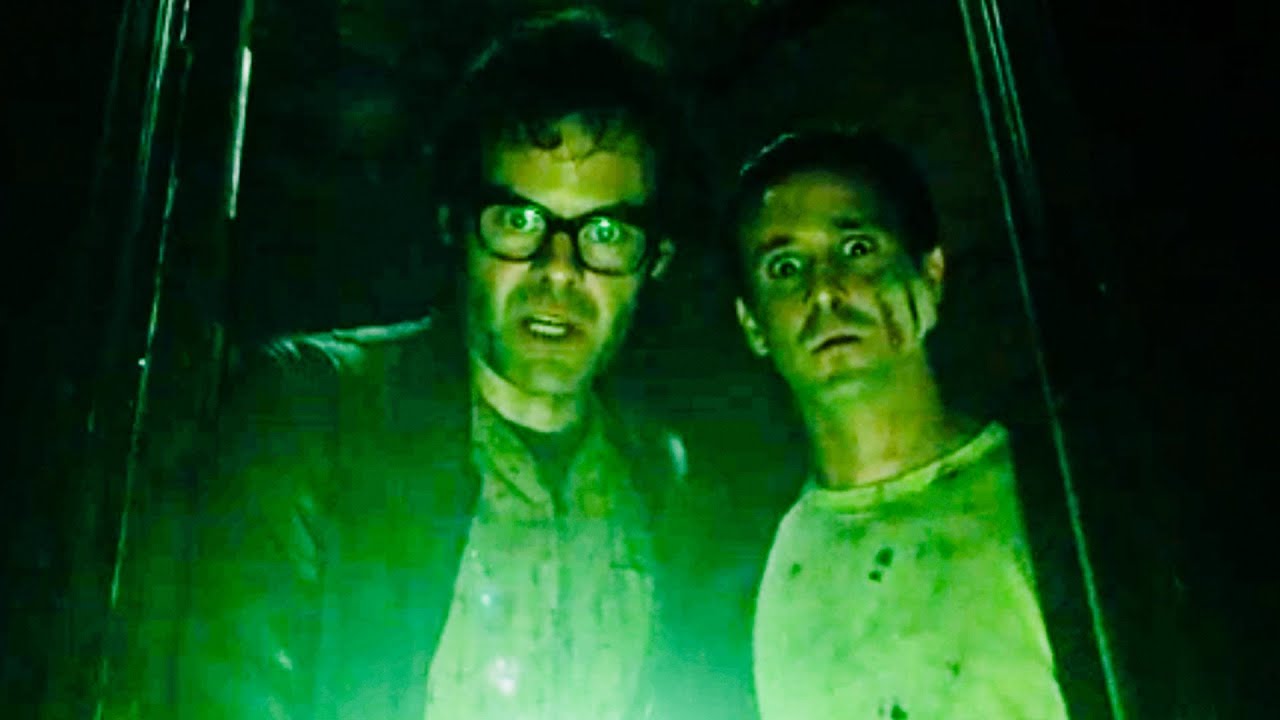 20 Unscripted Moments in Horror Movies