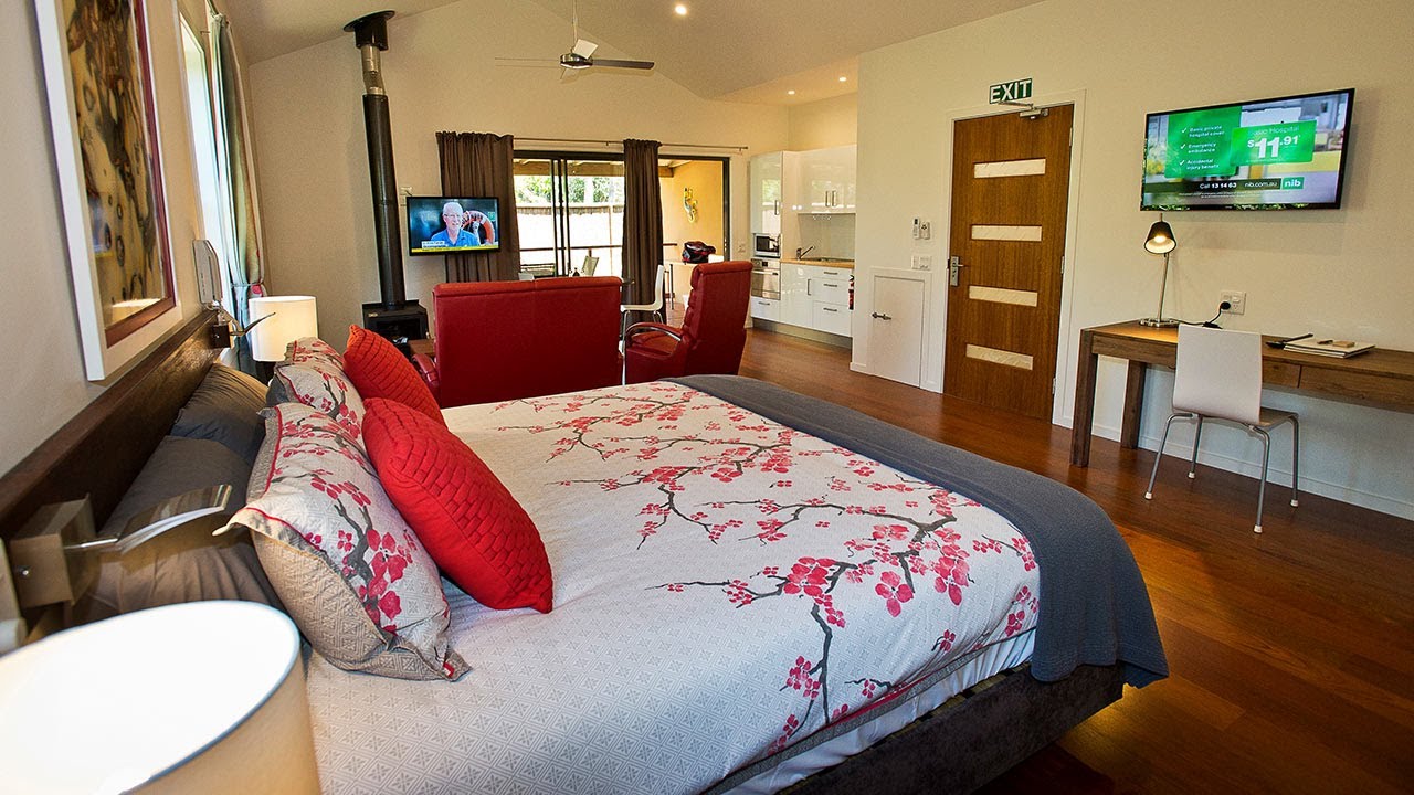 Witches Falls Cottages Premium Cottage Tamborine Mountain YouTube