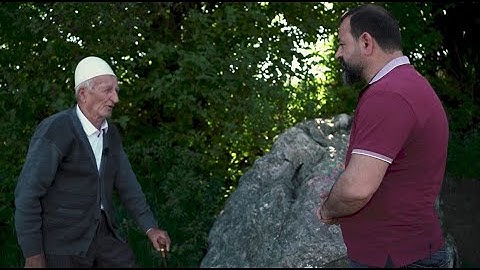 Historia 2000 vjeqare e gurve te mallkuar ne Fashtin Morine -Gjarpri jeton ne kete gure