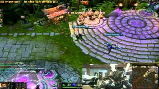 Dyrus playing dressed in armor! (Gold)