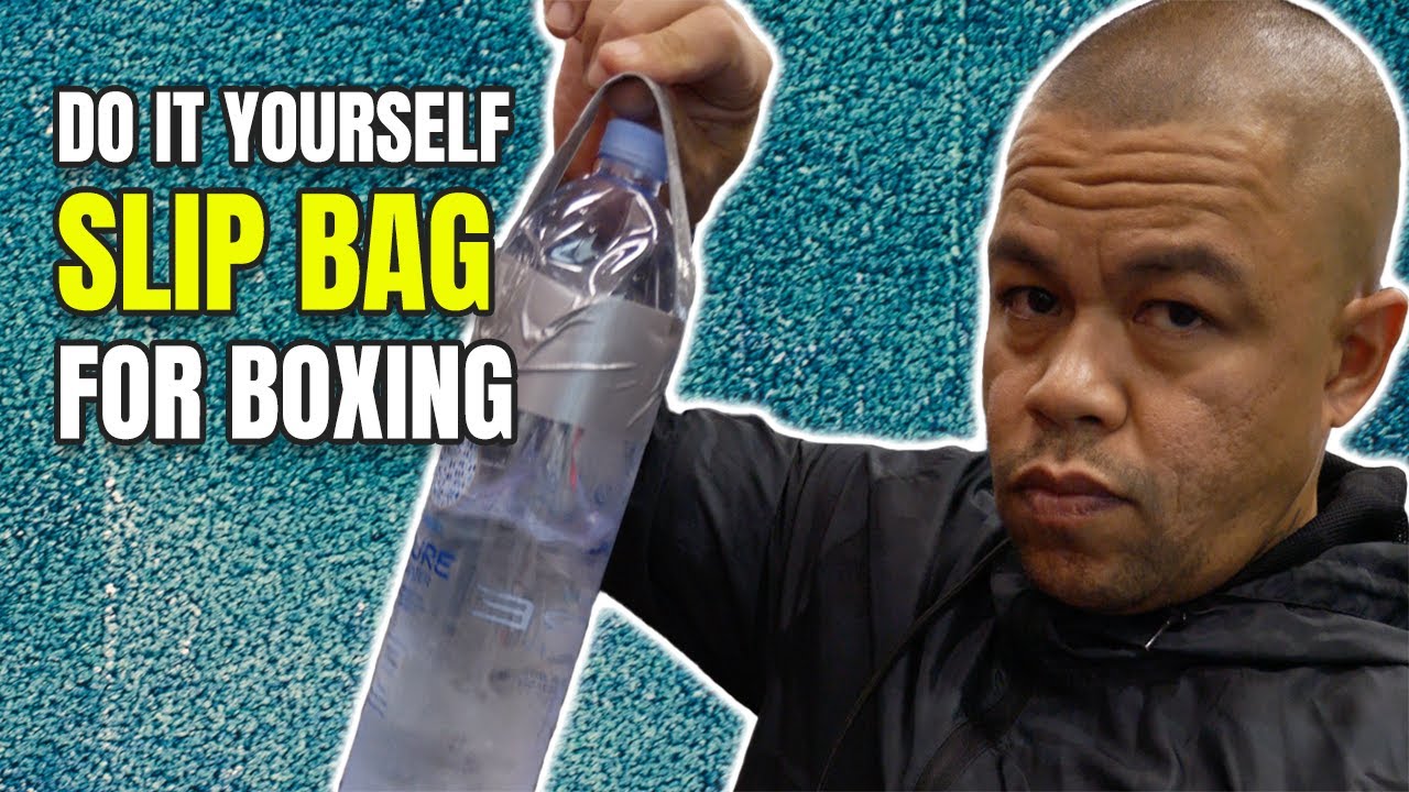 Buy Boxing Slip Bag, UWTHFIT Speed Bag Boxing Dodge Bag Maize Slip Ball for  Boxing Reflexes & Reaction Practice, Perfect for Boxing, MMA or Combat  Sport Training (Unfilled) Online at Low Prices