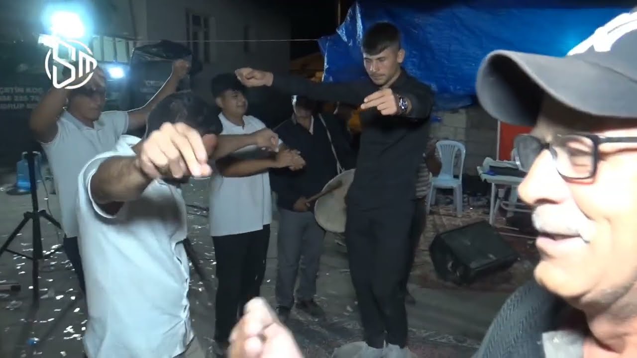 Ben Bilmem Onu Beşi Kırşehir Akpınar Kına Gecesi Sazcı Çetin Koç'tan Canlı Performans