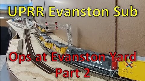 Operations at the Evanston Yard. HO Model Railroad in action.