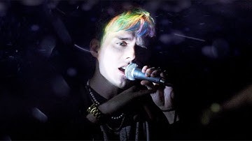 Waterparks - Snow Globe (Official Music Video)