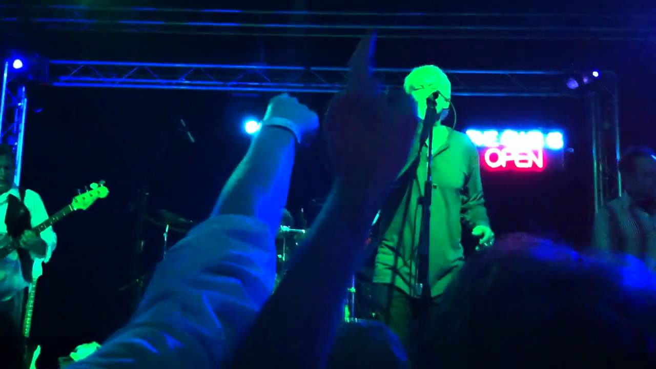 Watch 33 Dont Stop Now Guided By Voices Classic Lineup Dallas on YouTube Watch 33 Dont Stop Now Guided By Voices Classic Lineup Dallas on YouTube