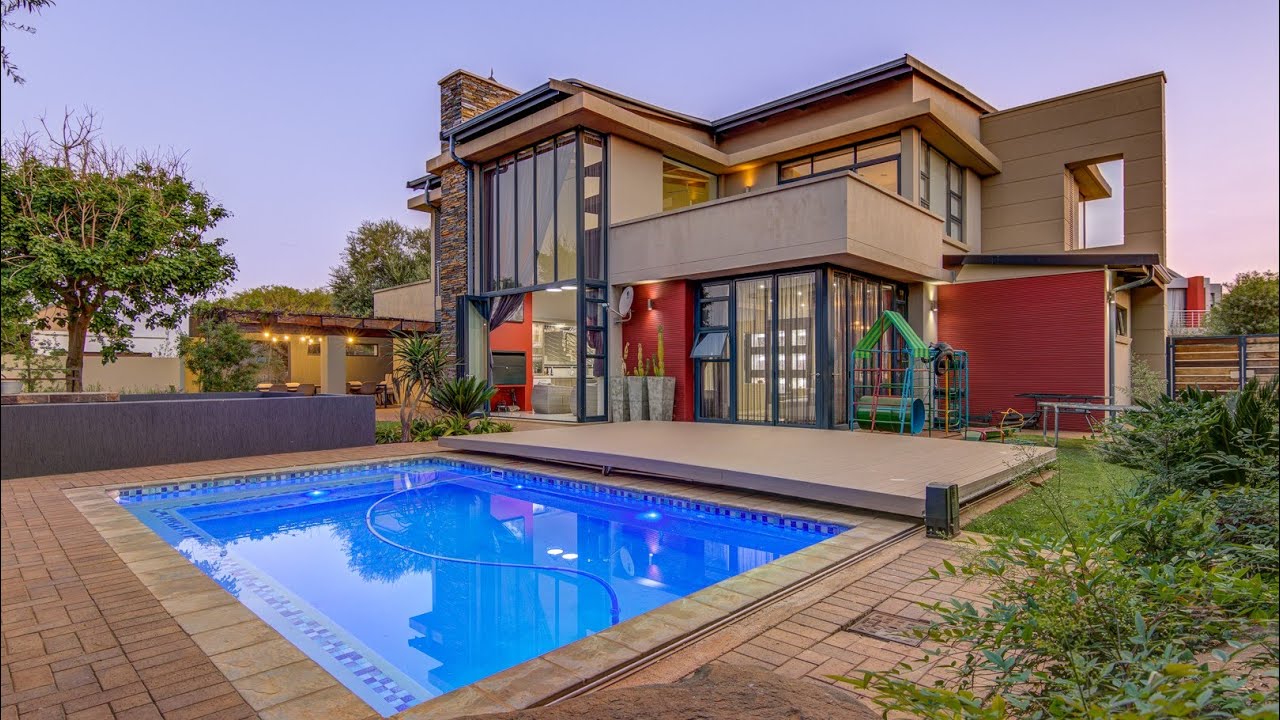 Immaculate & Contemporary in Serengeti Estates.