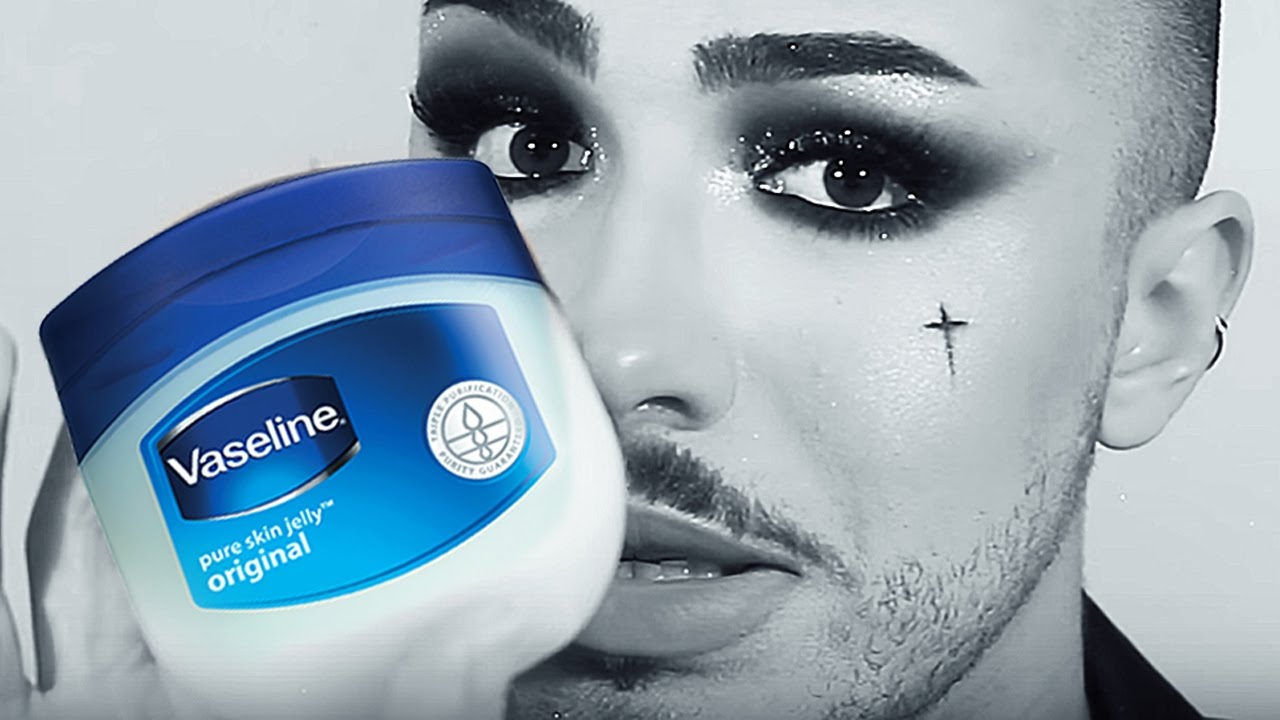 using vaseline as face moisturizer