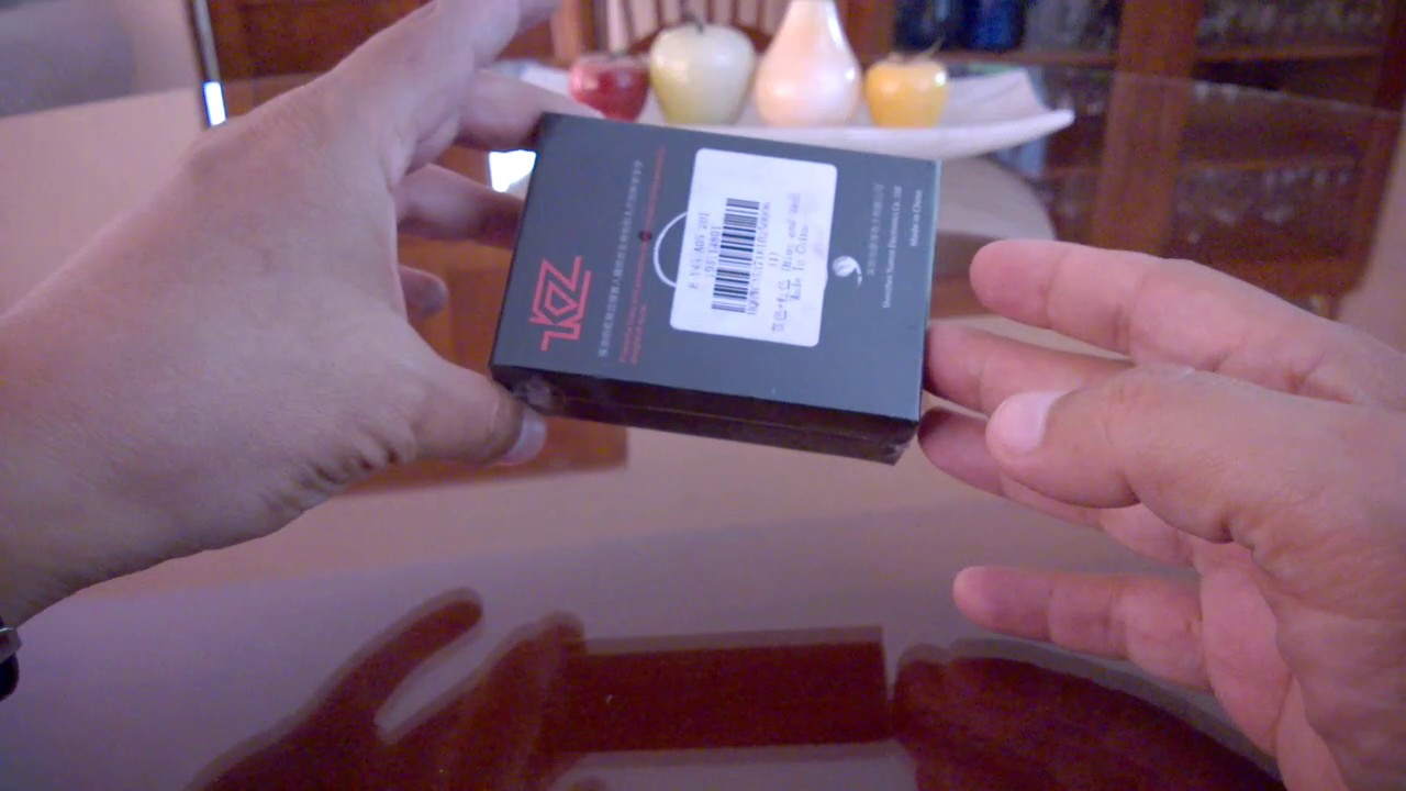 Simple unboxing KZ ED12 HiFi  Music In-ear Earphones with Mic