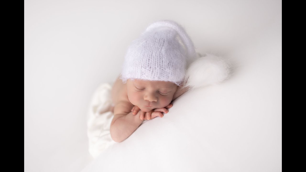 Hartland Michigan Newborn Photographer: Heath's Newborn Session