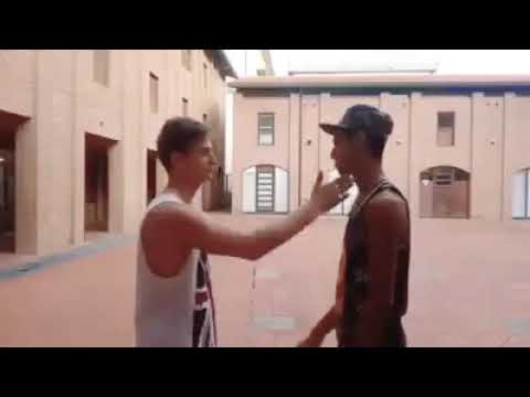 اخطر تحدي تصرفيقة بين مغربي وإيطالي جابلو الكاو Kaw Law